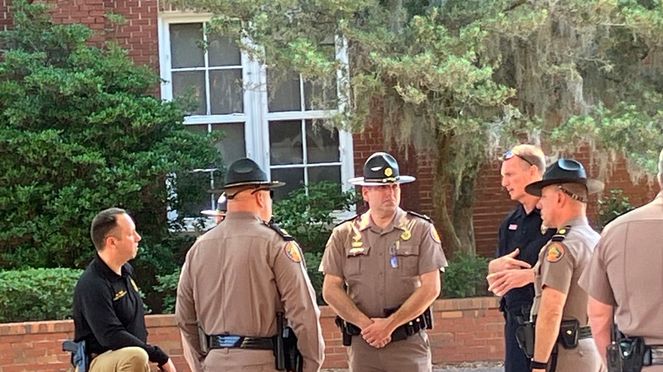 ”Fuck  DeSantis” Protesters Respond When Governor Speaks at UF; Political Plays Take Hold Amidst Upcoming Elections