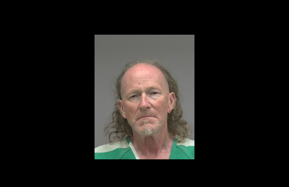 Man Held in Pretrial Detention for Chasing Two People with Machete and Hammer