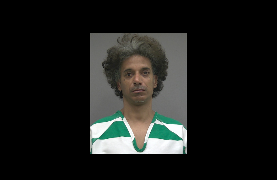 Gainesville Man Arrested for Knife Threats